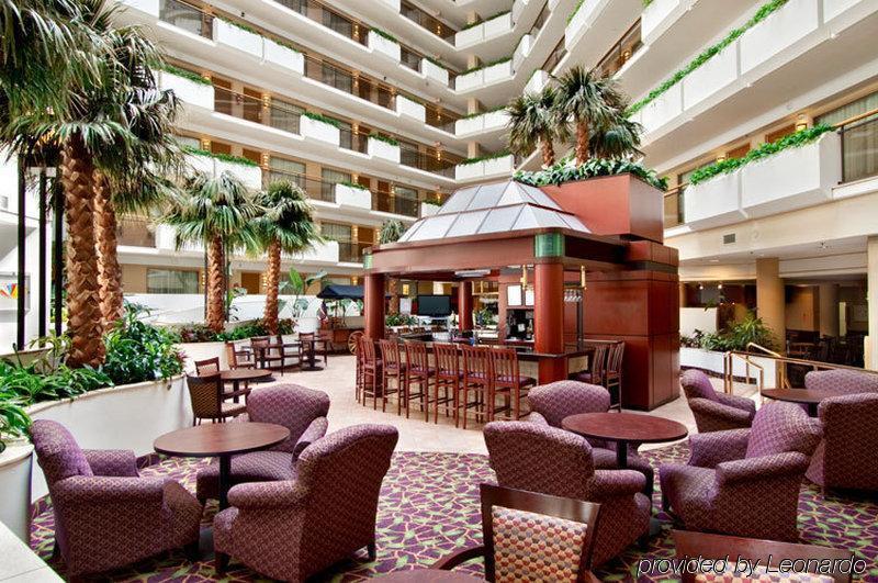 Embassy Suites Tysons Corner İç mekan fotoğraf